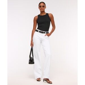 A&F High Rise 90s Relaxed Jean in White Rae Hem 30 Long